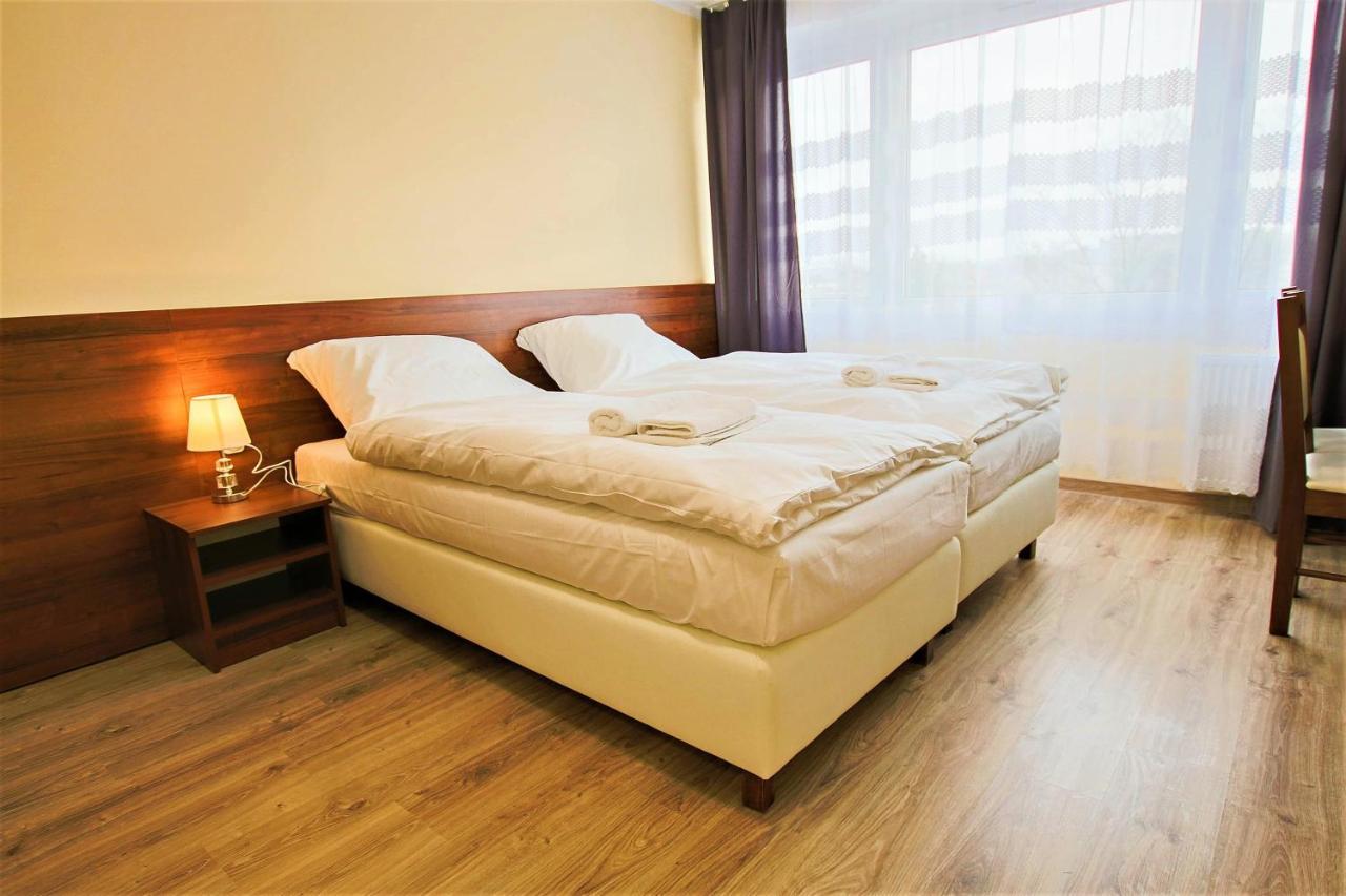 Hotel Sill Kielce Exterior foto